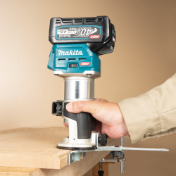 Makita RT001G Akülü Freze 40V - MAKITA
