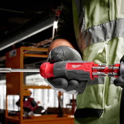Milwaukee 14'i 1 Arada Çok Uçlu Tornavida 4932492806 - 3