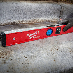 Milwaukee Dijital Su Terazisi 60 cm IP65 4933471978 - 3